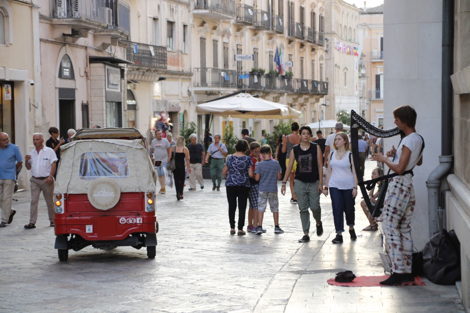 Ape Calessino in Via del Corso a Matera