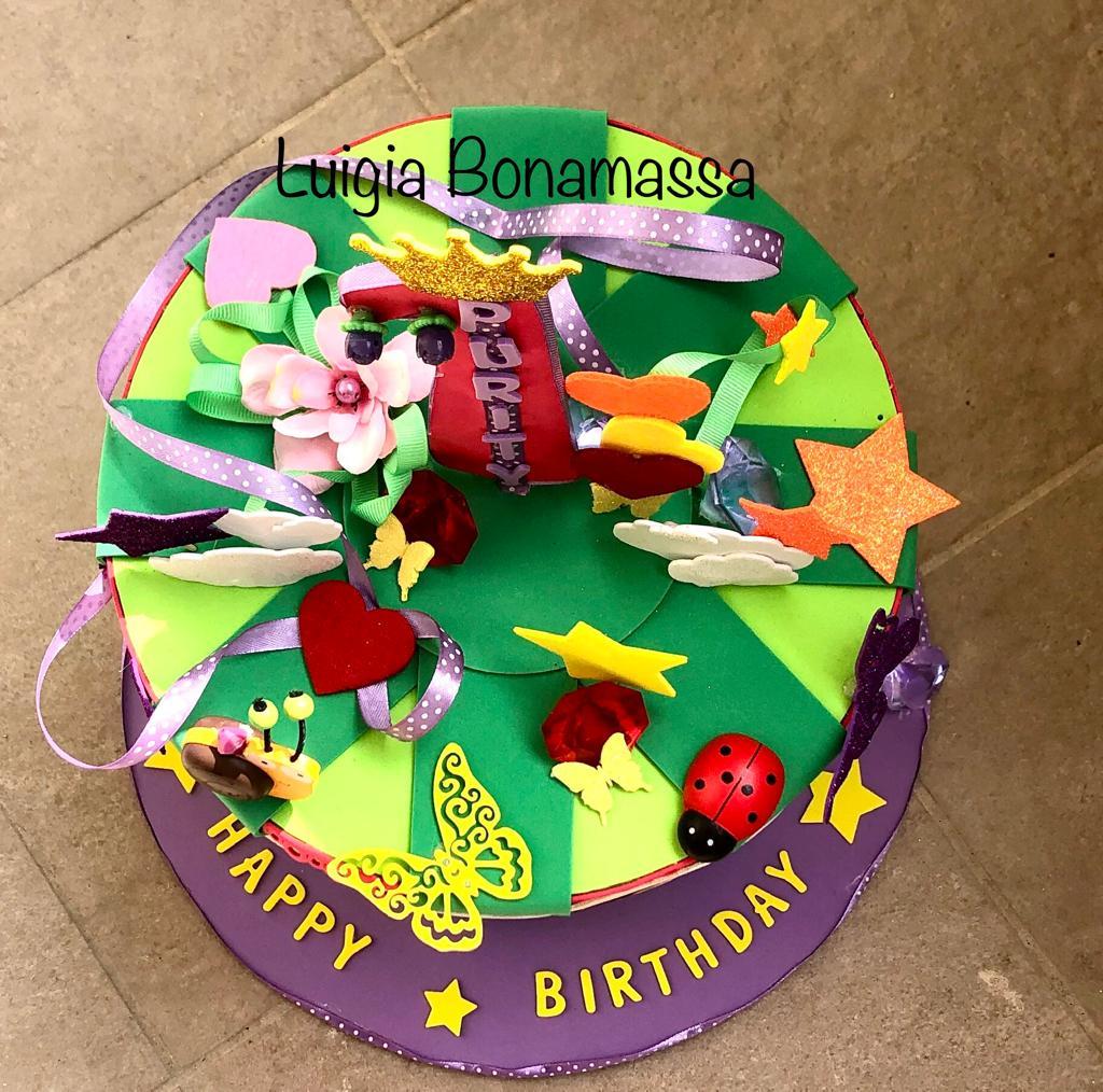 Fake cake di compleanno realizzata da Luigia Bonamassa